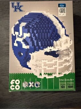 FOCO UK Blue & White BRXLZ Football Helmet Building Set
